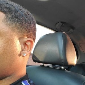 Meet your Posher, Antoine